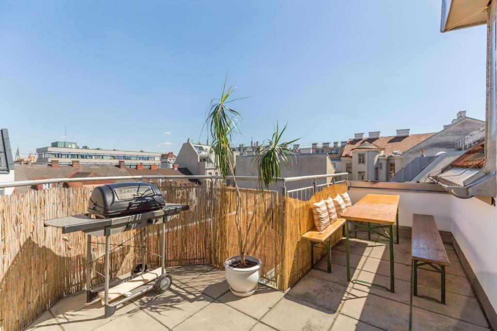Modern Colonial Style, Central, Rooftop, Bbq Vienna Exterior photo