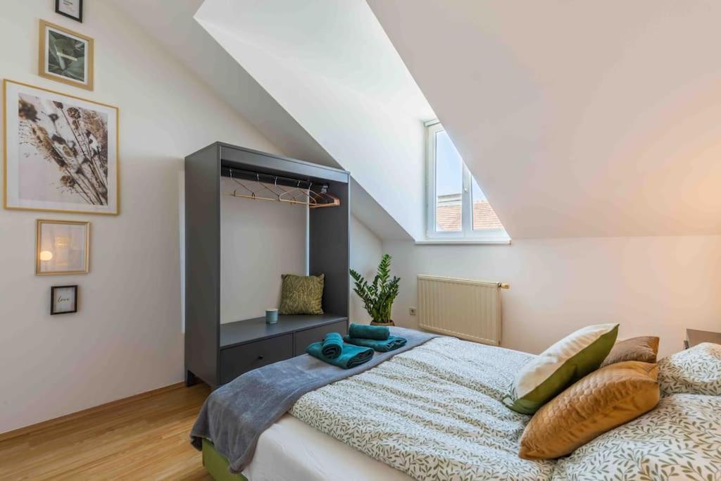 Modern Colonial Style, Central, Rooftop, Bbq Vienna Exterior photo